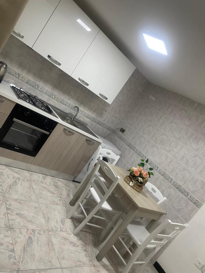 나폴리 Casa Vacanza La Serenella 아파트 외부 사진