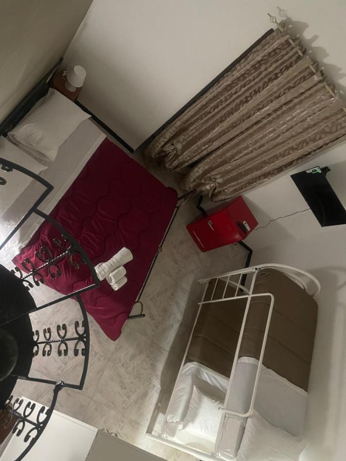 나폴리 Casa Vacanza La Serenella 아파트 외부 사진
